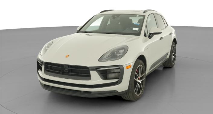 Thumbnail: 2023 Porsche Macan - 1