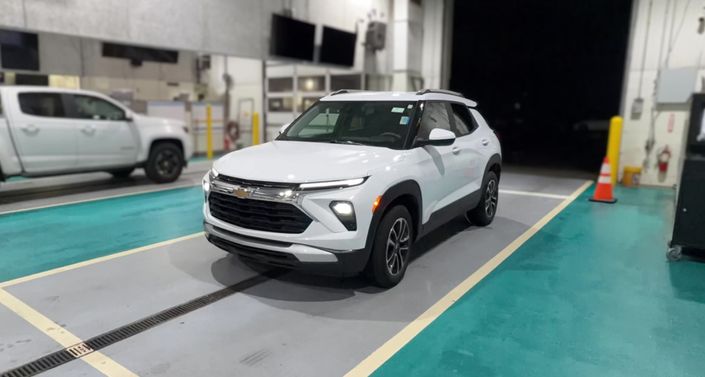 Thumbnail: 2026 Chevrolet TrailBlazer - 1