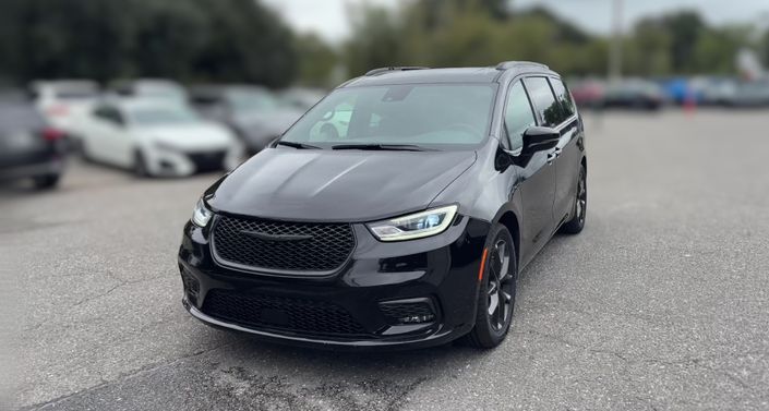 Thumbnail: 2025 Chrysler Pacifica - 1
