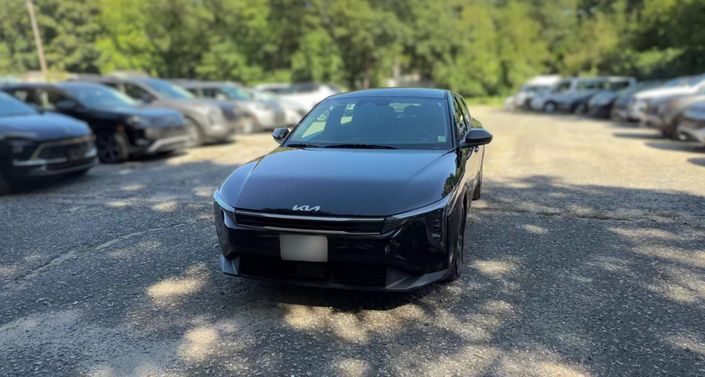 Thumbnail: 2026 Kia K4 - 1