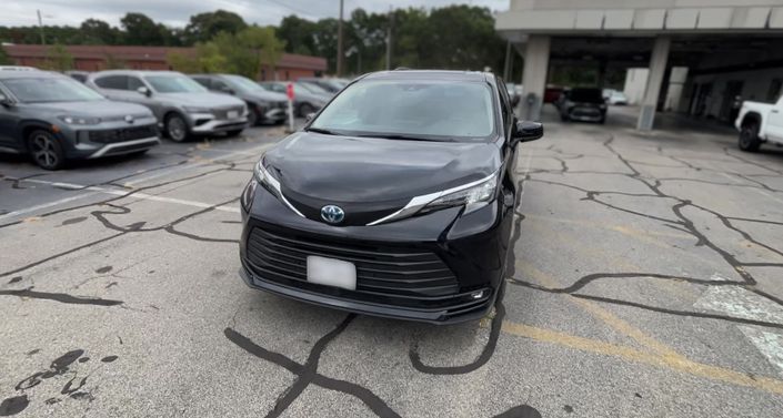 2025 Toyota Sienna