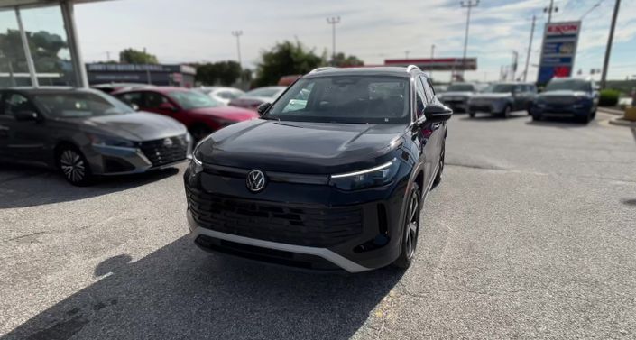 Thumbnail: 2026 Volkswagen Tiguan - 1