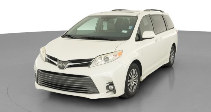 Thumbnail: 2020 Toyota Sienna - 1