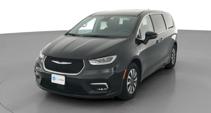 Thumbnail: 2023 Chrysler Pacifica - 1