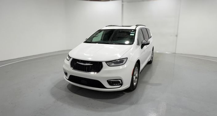 Thumbnail: 2023 Chrysler Pacifica - 1