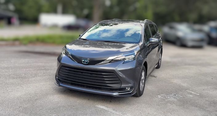 Thumbnail: 2025 Toyota Sienna - 1