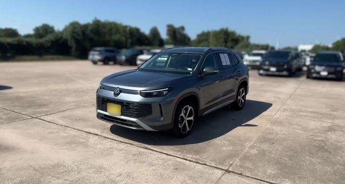 Thumbnail: 2026 Volkswagen Tiguan - 1