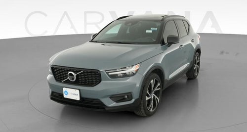 2022 Volvo XC40