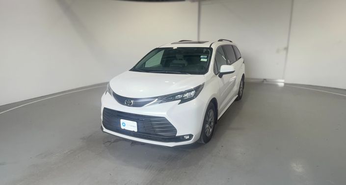Thumbnail: 2026 Toyota Sienna - 1