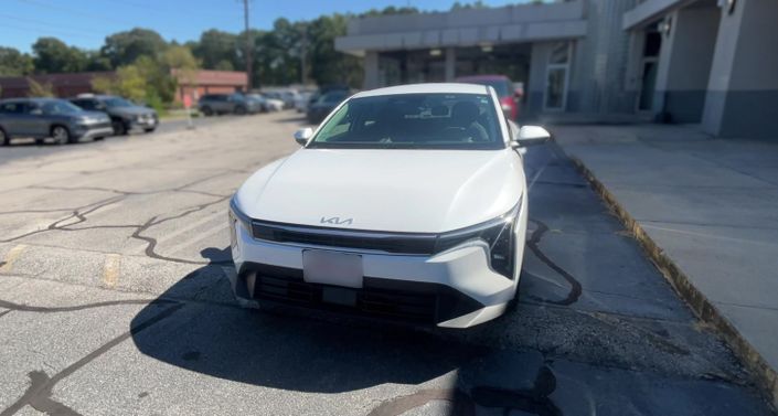 Thumbnail: 2025 Kia K4 - 1