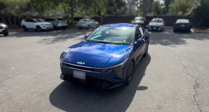 Thumbnail: 2026 Kia K4 - 1