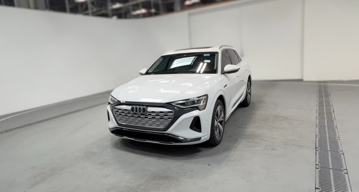 2024 Audi Q8 e-tron