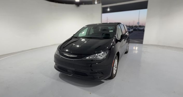 2024 Chrysler Voyager