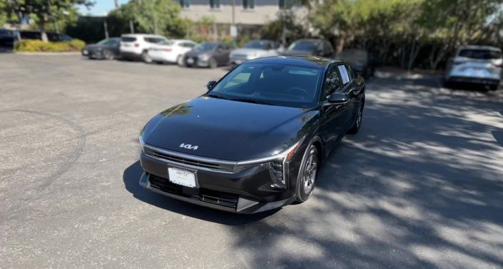 Thumbnail: 2026 Kia K4 - 1