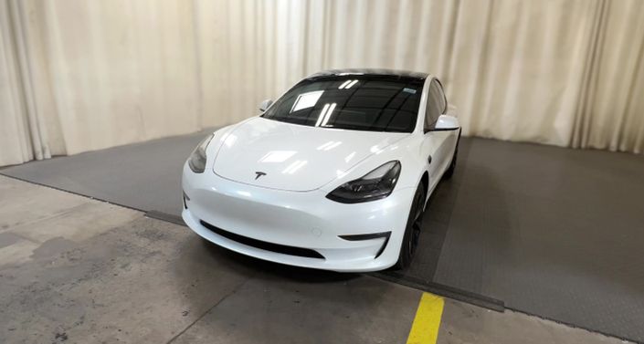 Thumbnail: 2023 Tesla Model 3 - 1