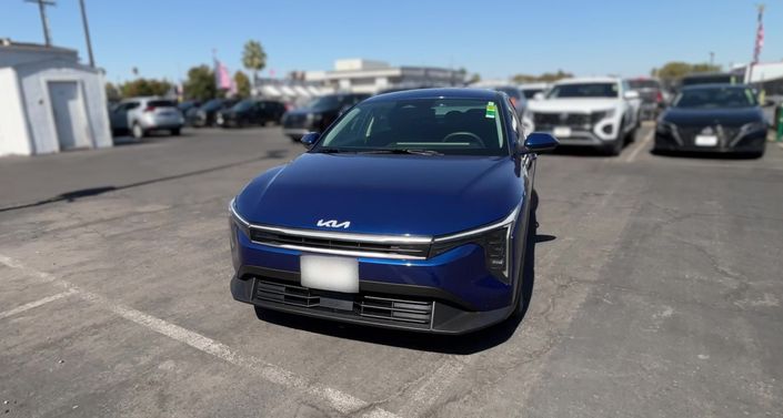 Thumbnail: 2026 Kia K4 - 1