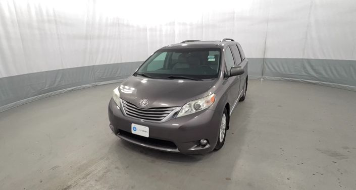 Thumbnail: 2016 Toyota Sienna - 1