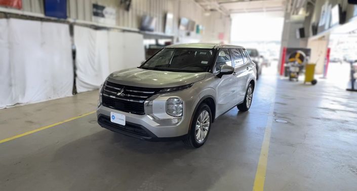 2025 Mitsubishi Outlander ES