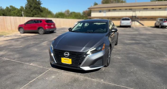 2025 Nissan Altima