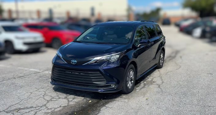 Thumbnail: 2025 Toyota Sienna - 1