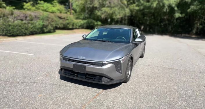 Thumbnail: 2025 Kia K4 - 1