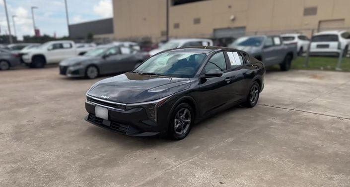 Thumbnail: 2026 Kia K4 - 1