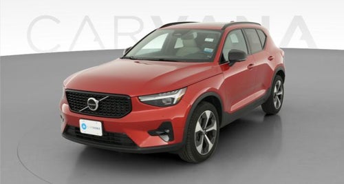 2025 Volvo XC40