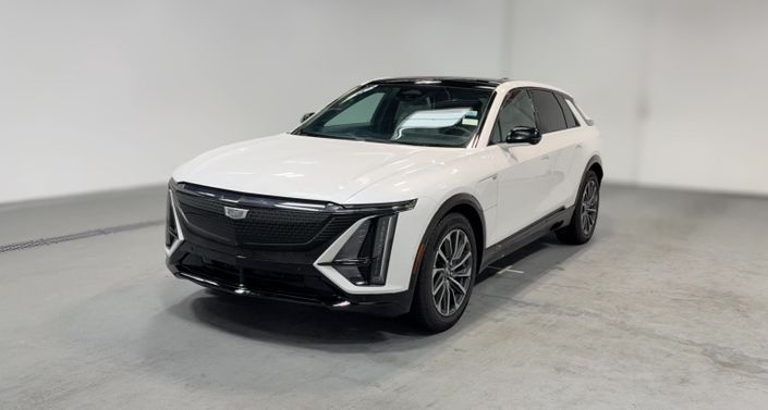 2024 Cadillac LYRIQ Sport 2