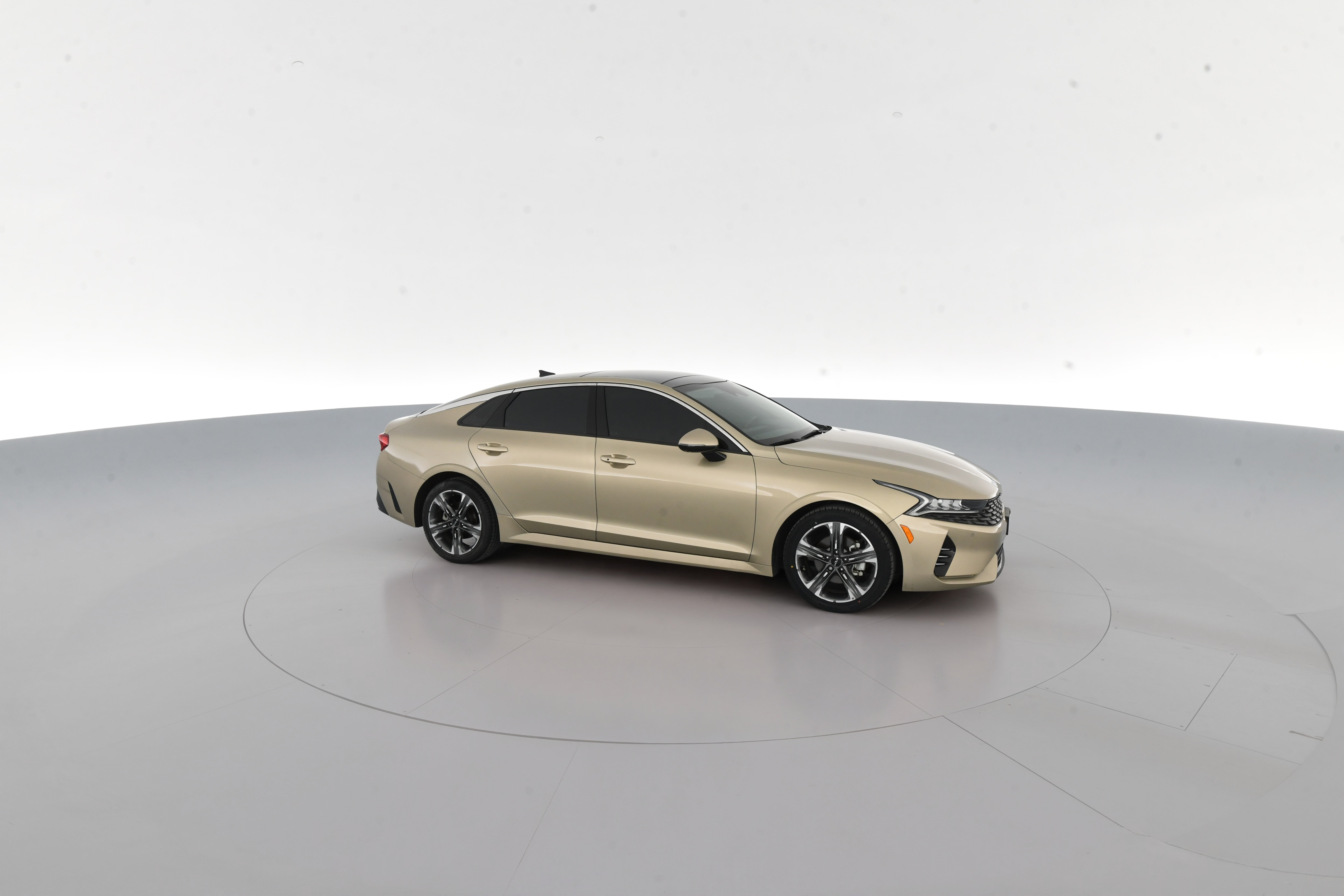 kyanna⭐︎ 2022 Kia K5 | Carvana