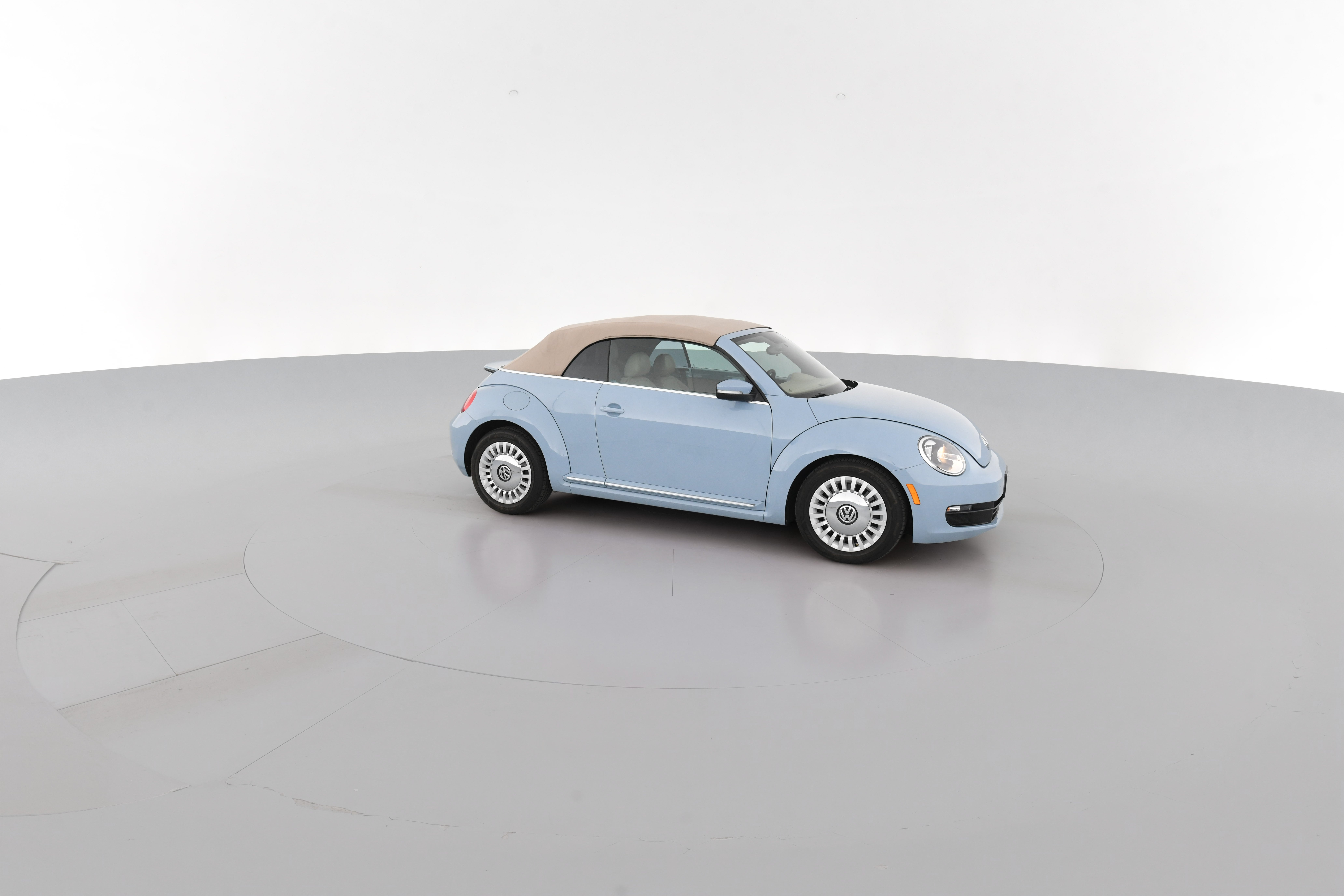 2015 Volkswagen Beetle | Carvana
