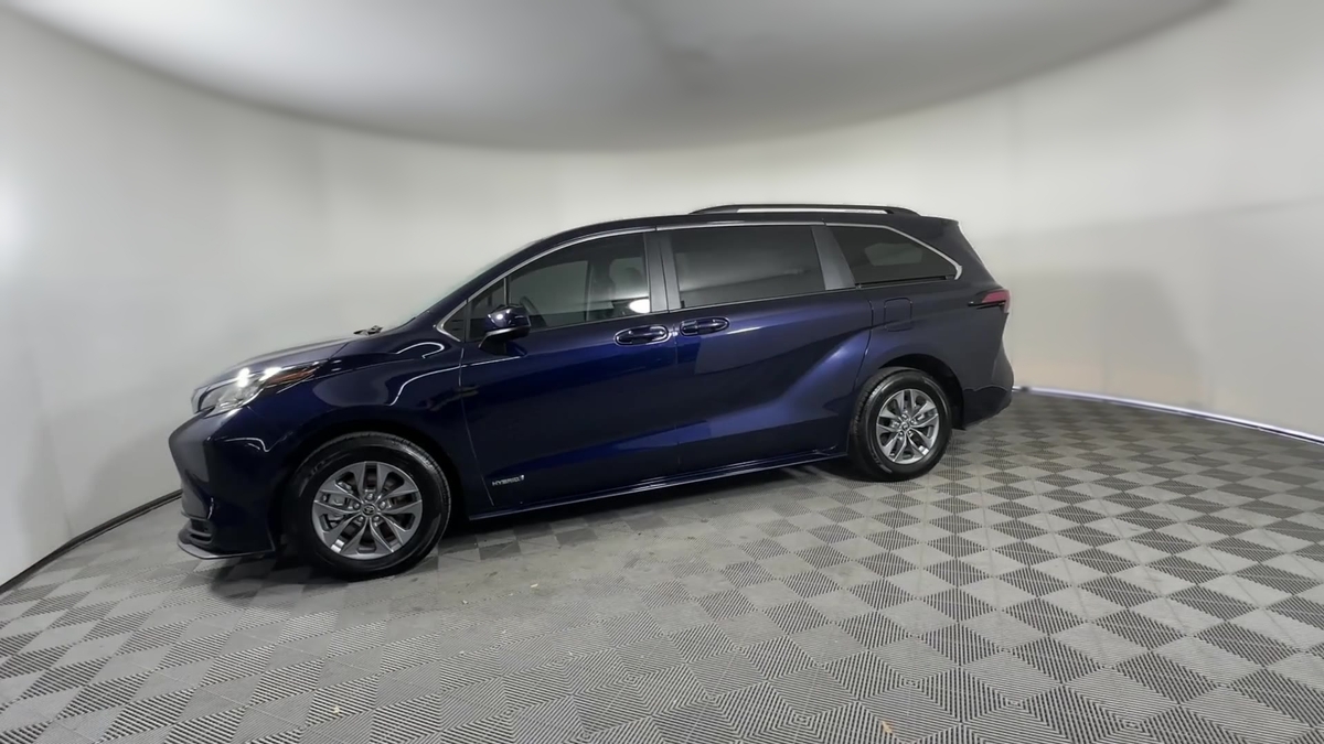 2021 Toyota Sienna | Carvana