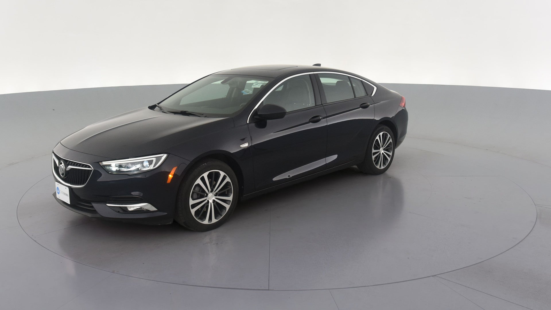 2019 Buick Regal Sportback vehicle photo