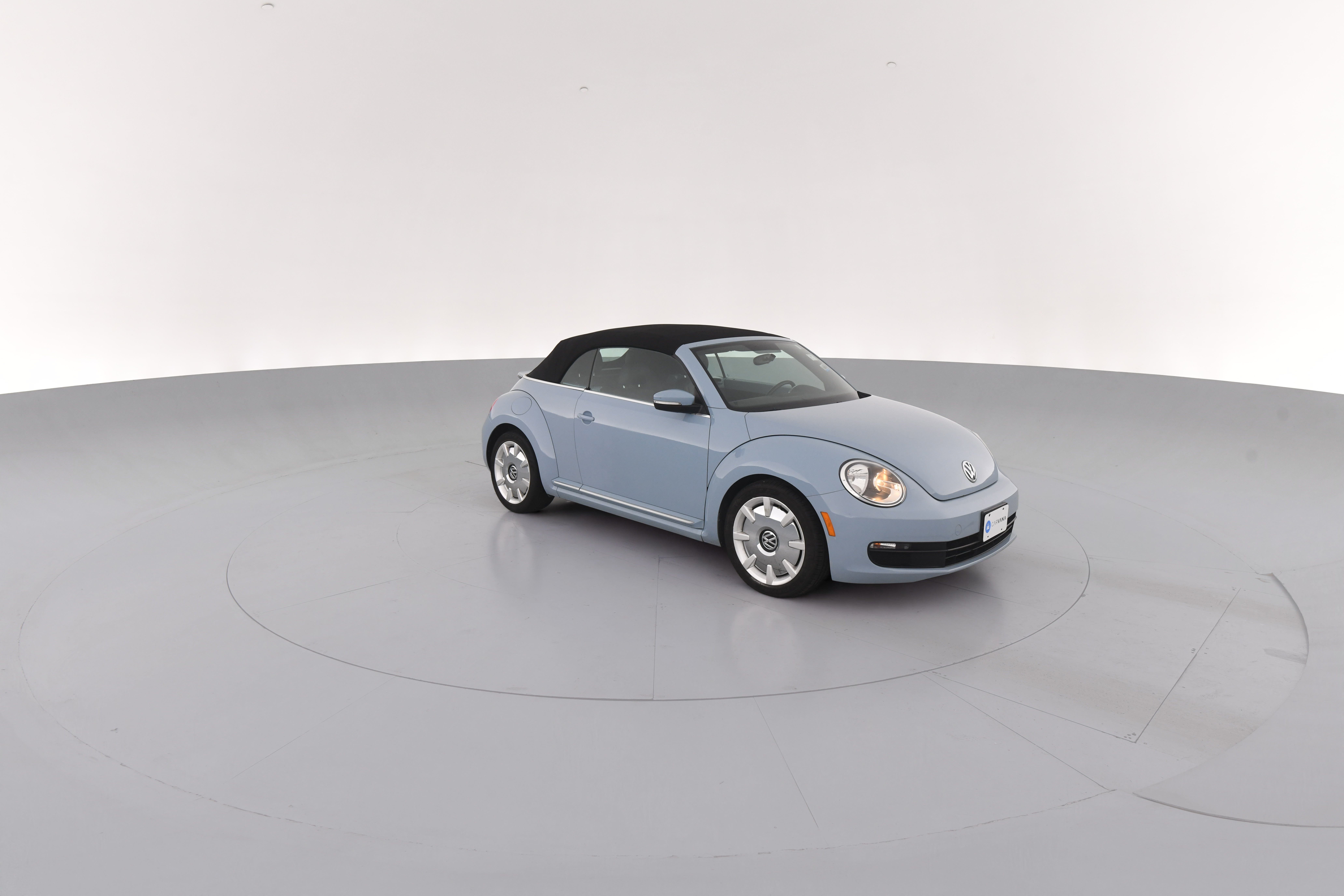 2013 Volkswagen Beetle | Carvana