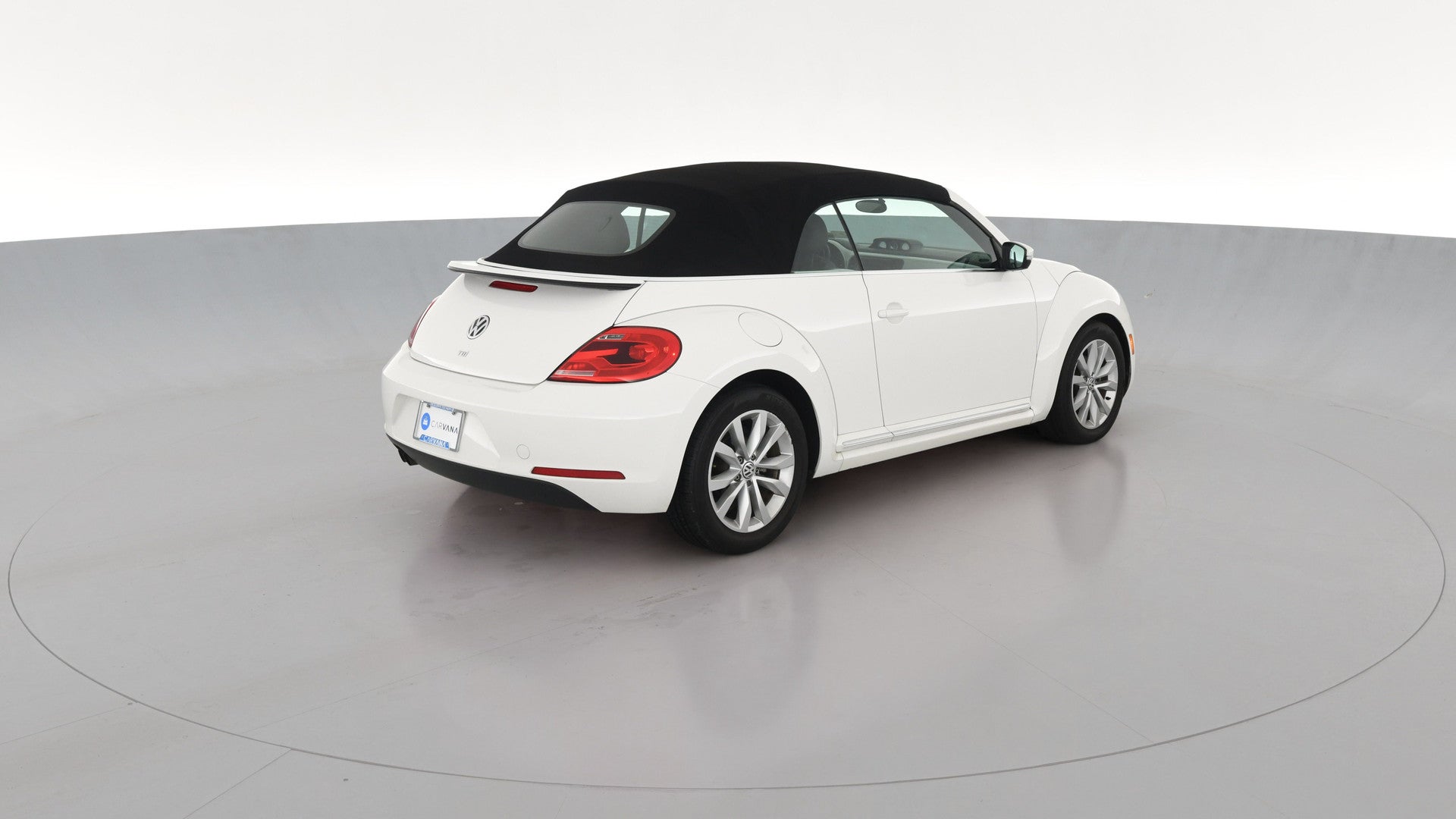 2013 Volkswagen Beetle | Carvana