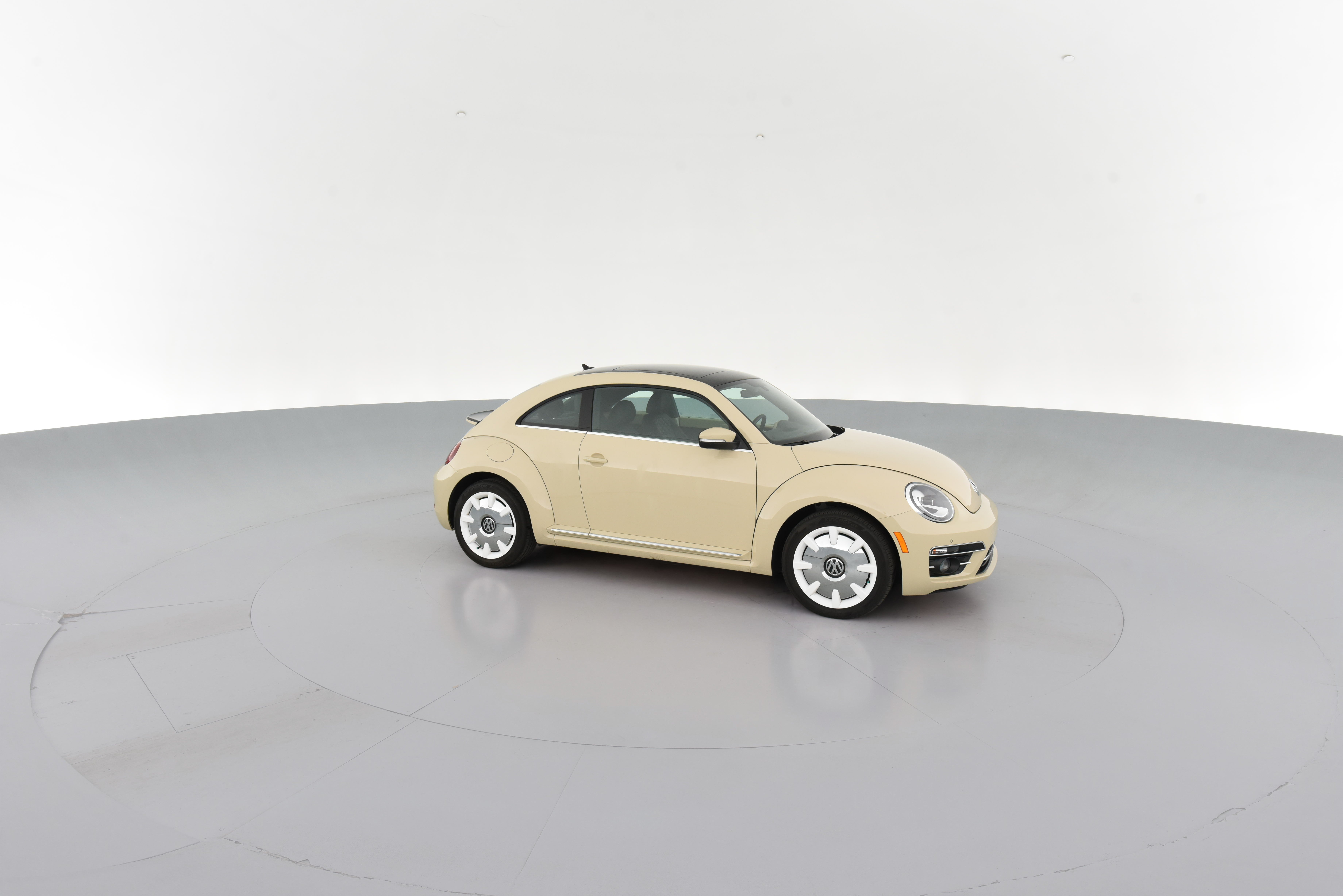 2019 Volkswagen Beetle | Carvana