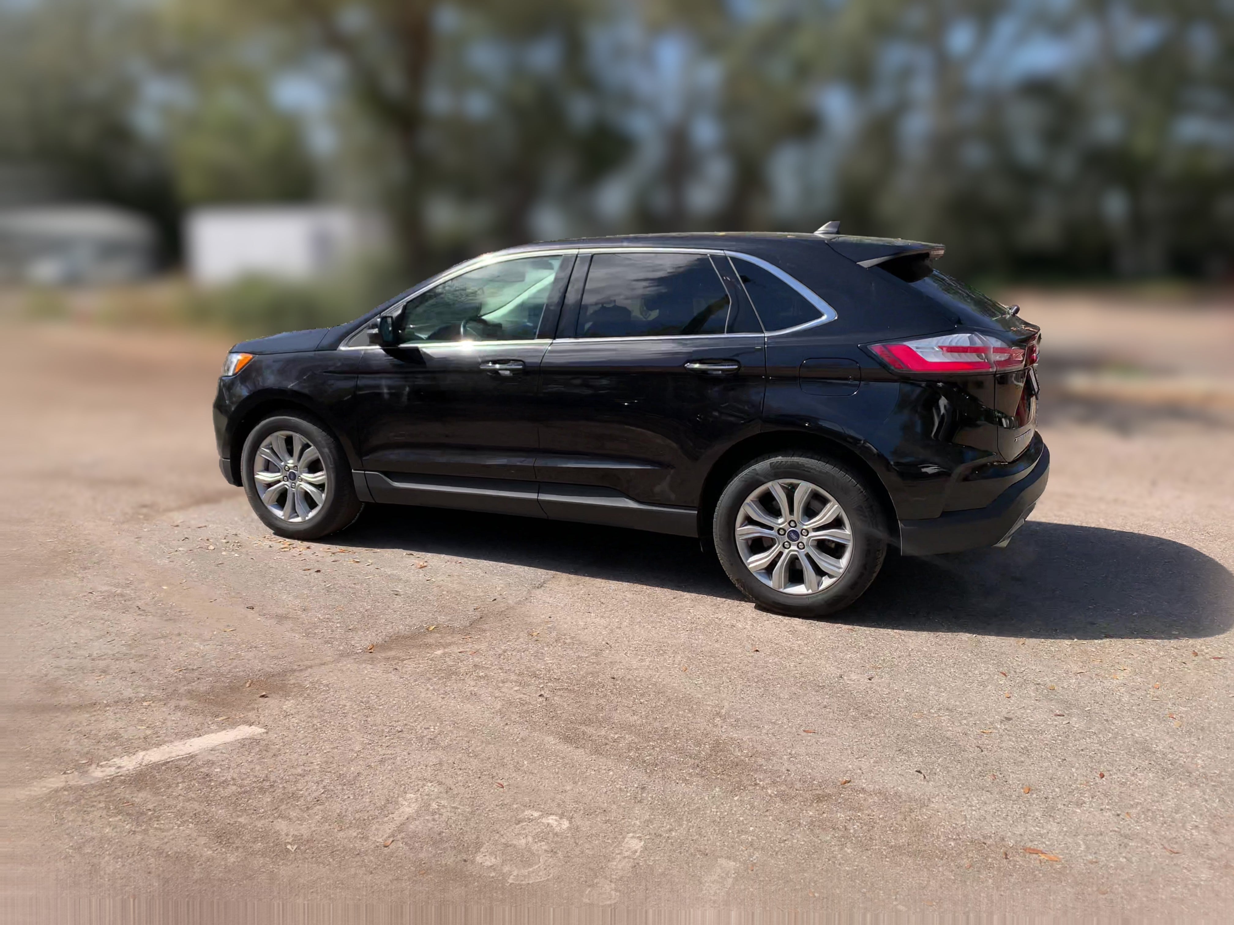 2022 Ford Edge Titanium - Photo 25