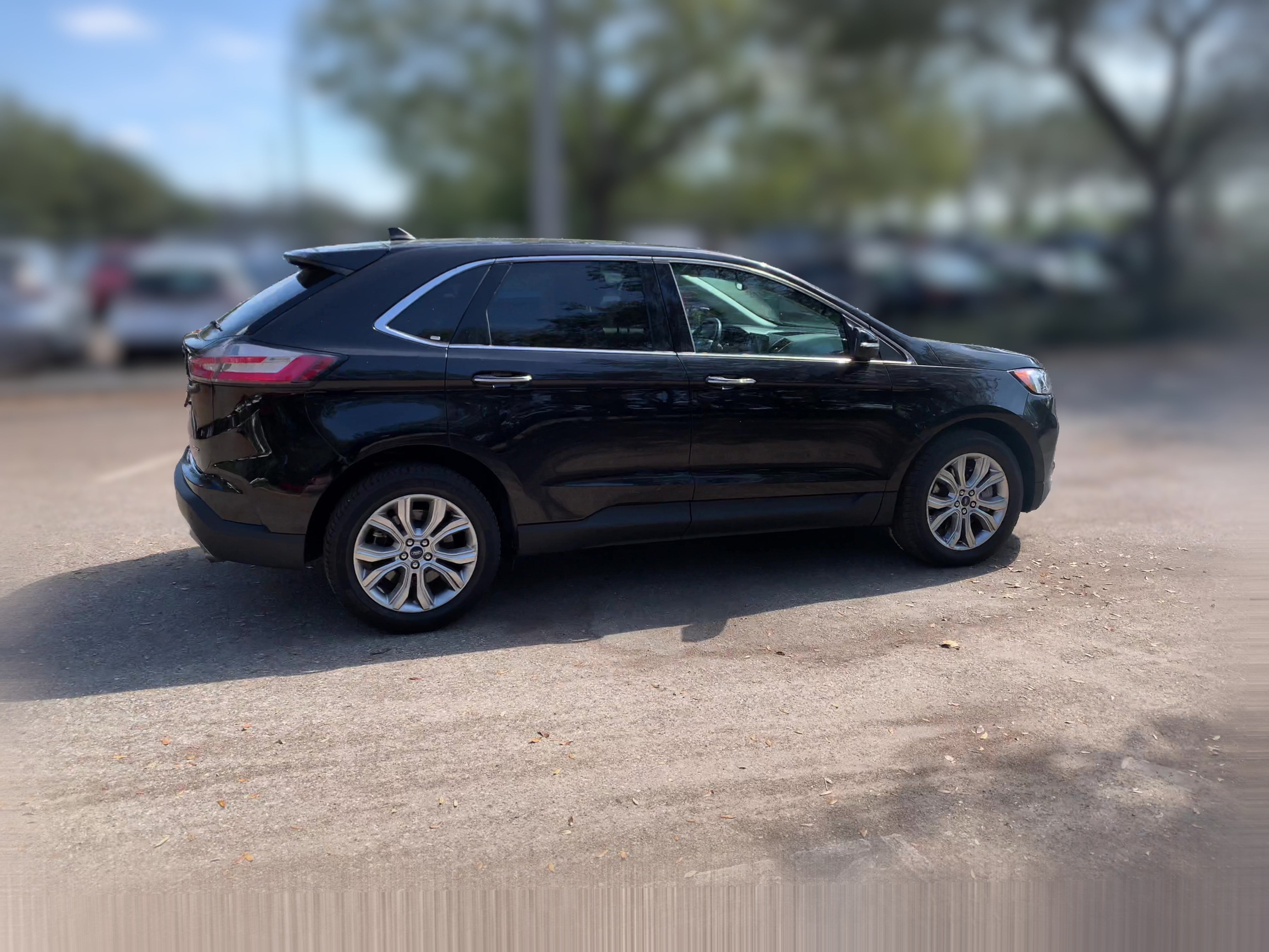 2022 Ford Edge Titanium - Photo 31