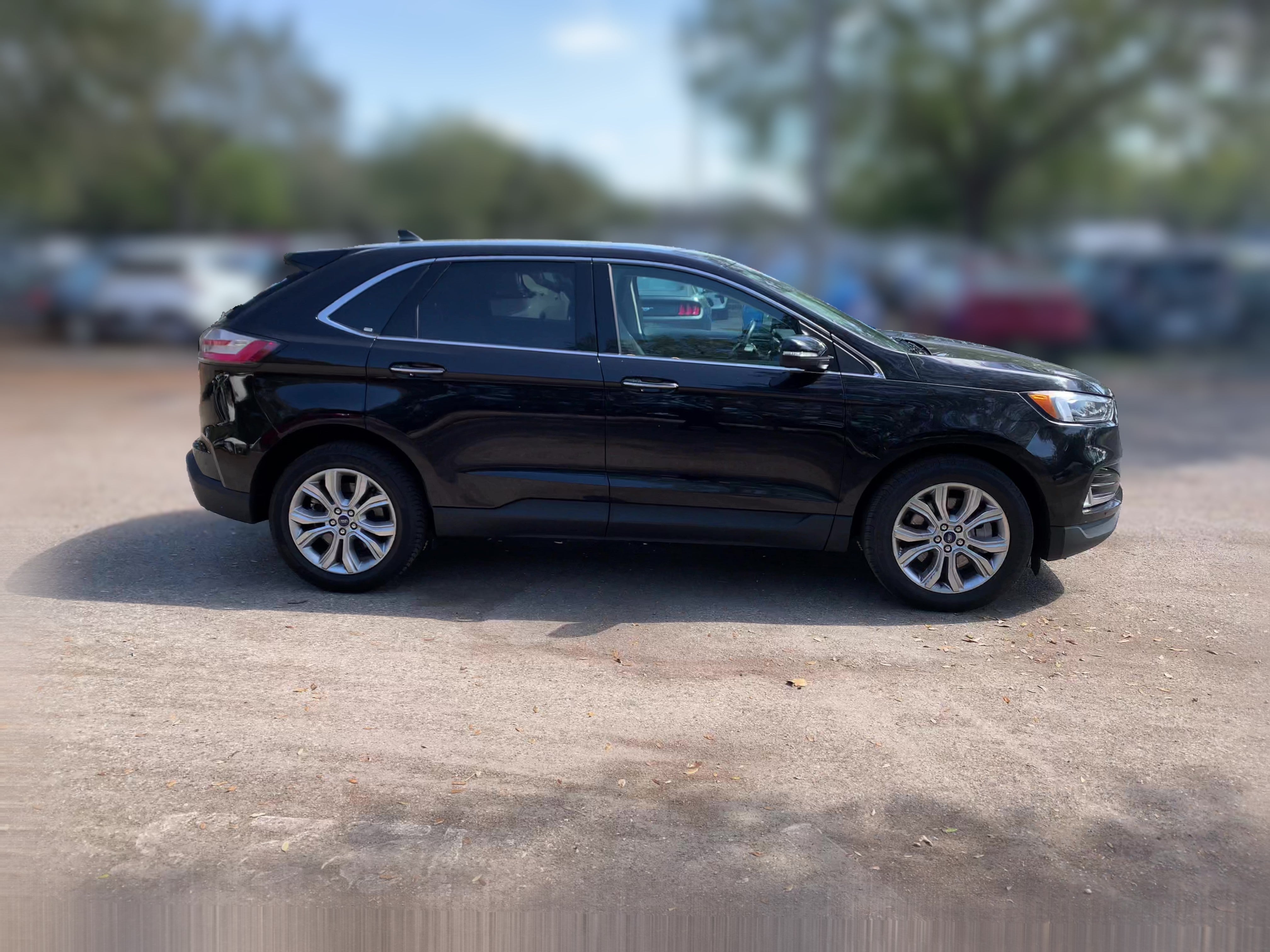 2022 Ford Edge Titanium - Photo 32
