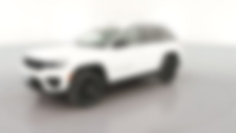 2024 Jeep Grand Cherokee vehicle photo