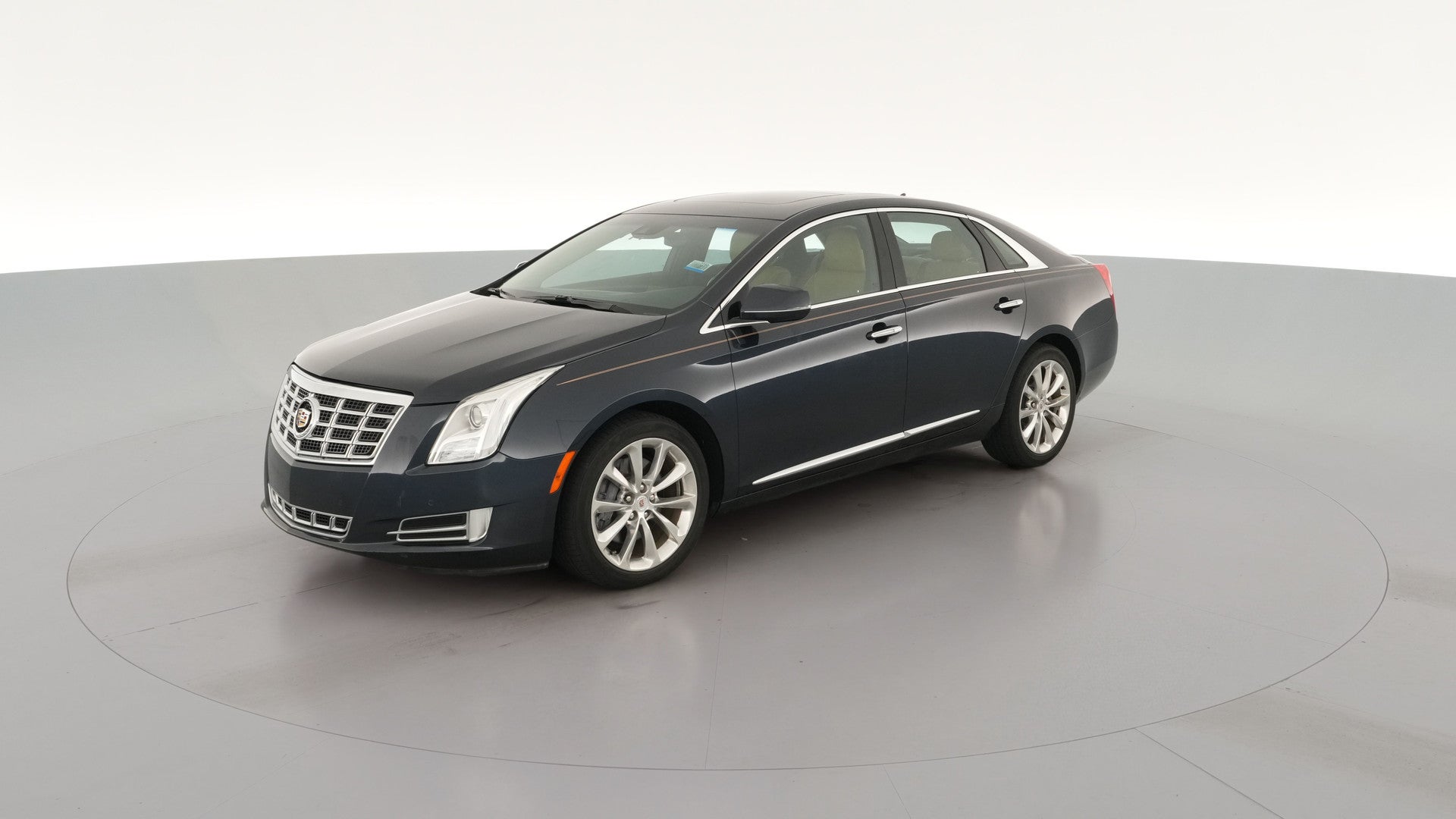 2013 Cadillac XTS vehicle photo