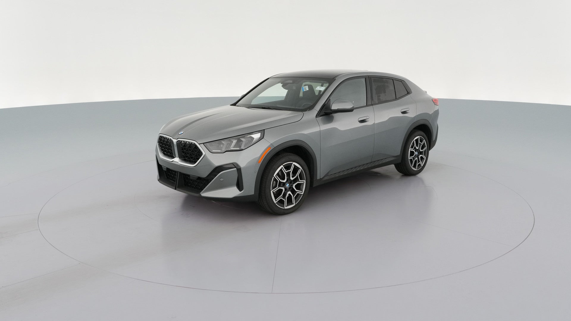 2025 BMW X2 vehicle photo