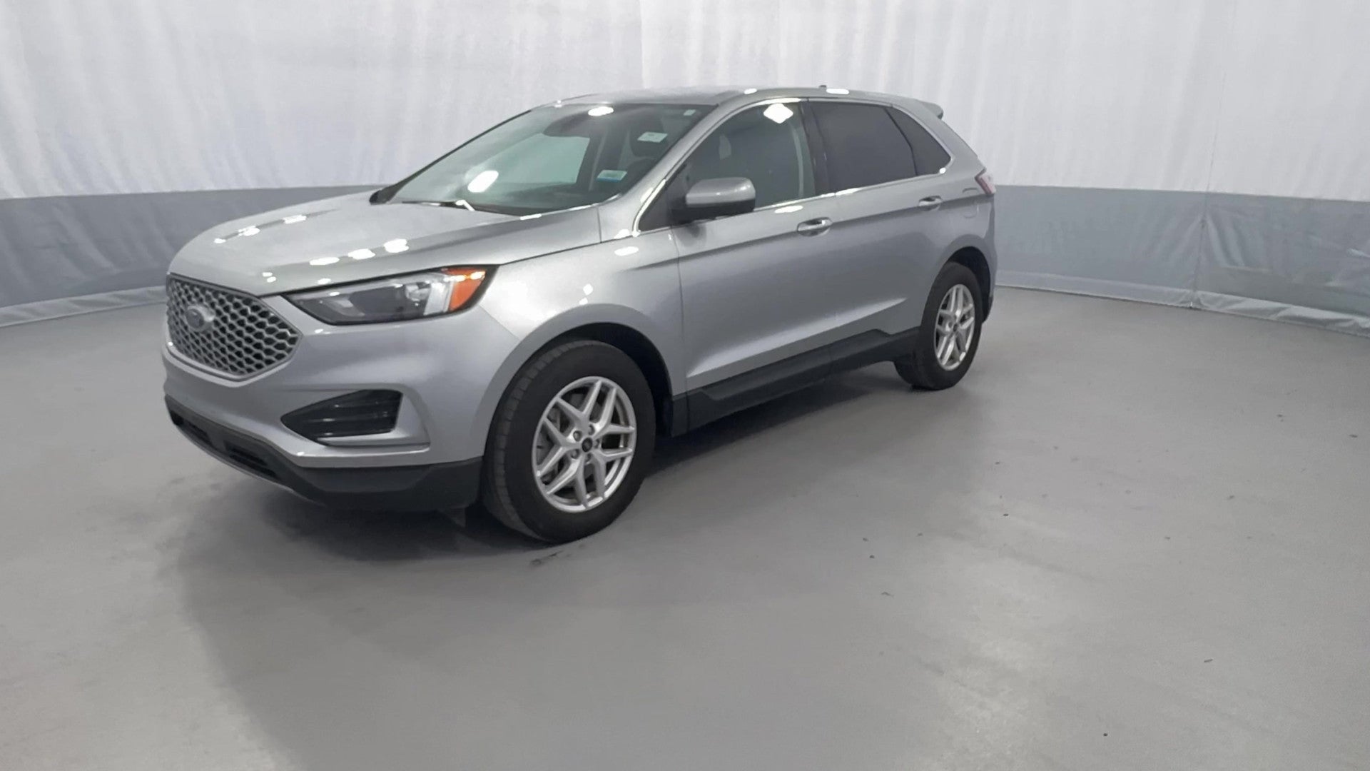 2024 Ford Edge vehicle photo