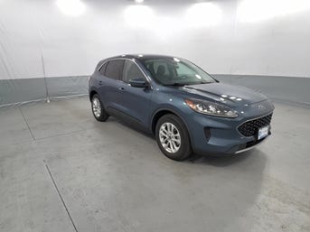 2020 Ford Escape SE Sport photo 3