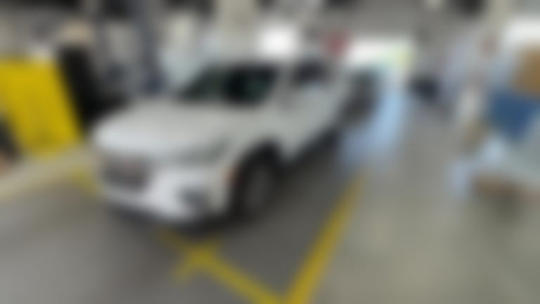 2024 Chevrolet Traverse Limited vehicle photo