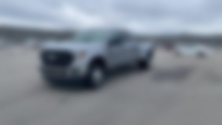 2022 Ford F350 Super Duty Crew Cab vehicle photo