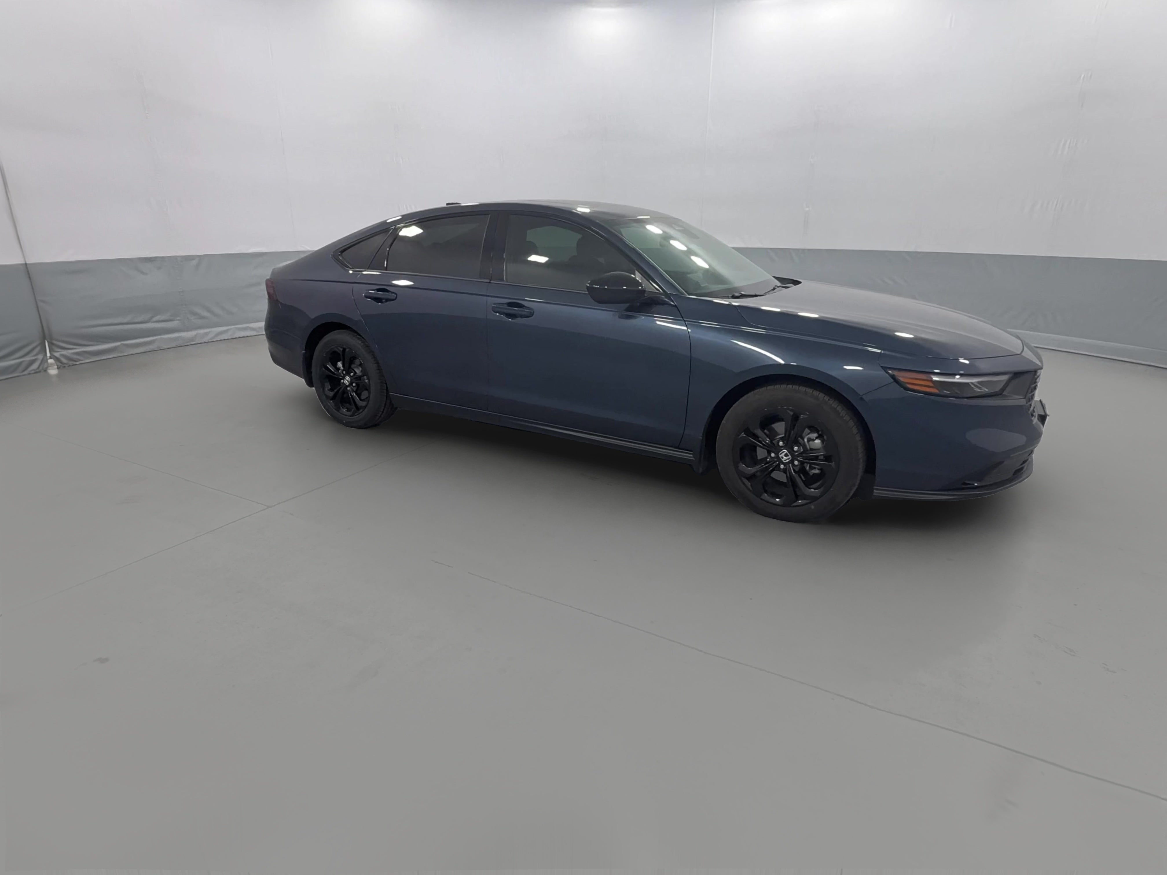 2025 Honda Accord SE - Photo 35