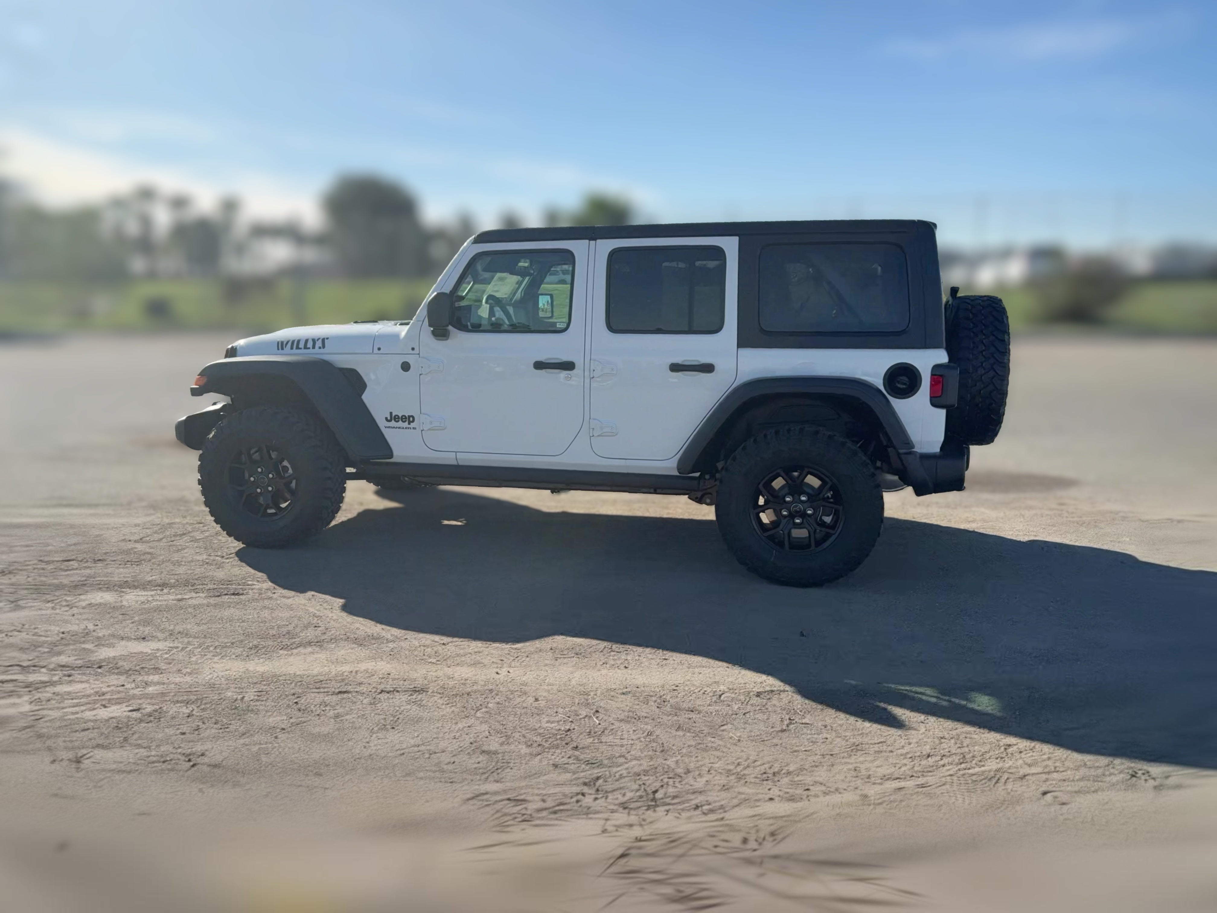 2026 Jeep Wrangler 4-Door Willys - Photo 23