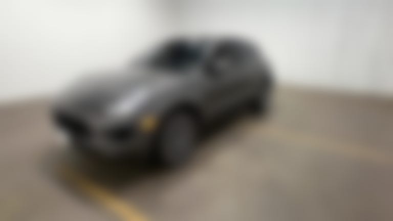 2015 Porsche Macan vehicle photo