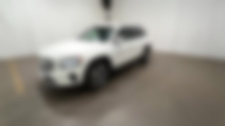 2024 Mercedes-Benz GLB vehicle photo