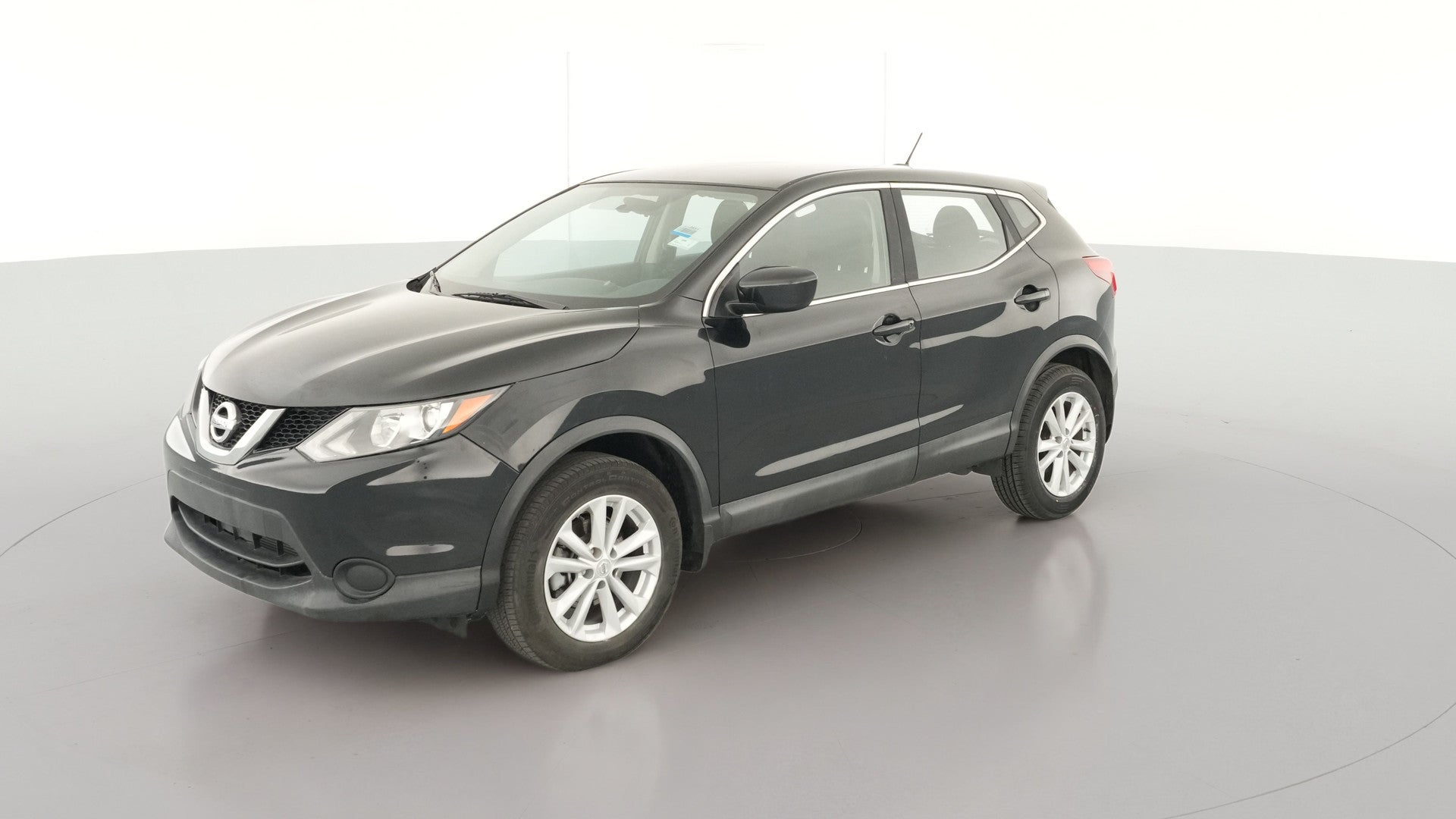 2017 Nissan Rogue Sport vehicle photo